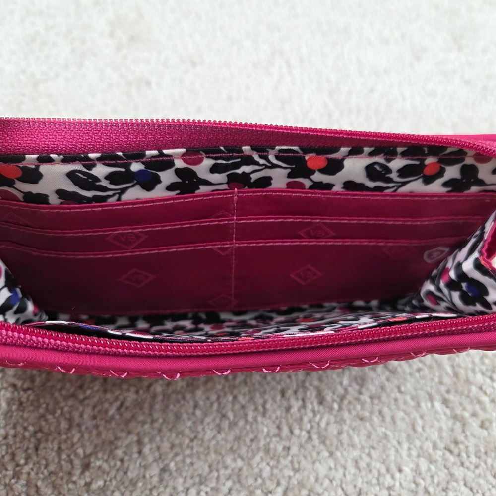 Vera Bradley Magenta Pink Quilted Microfiber Wristlet Wallet Clutch Organizer - Picture 4 of 5